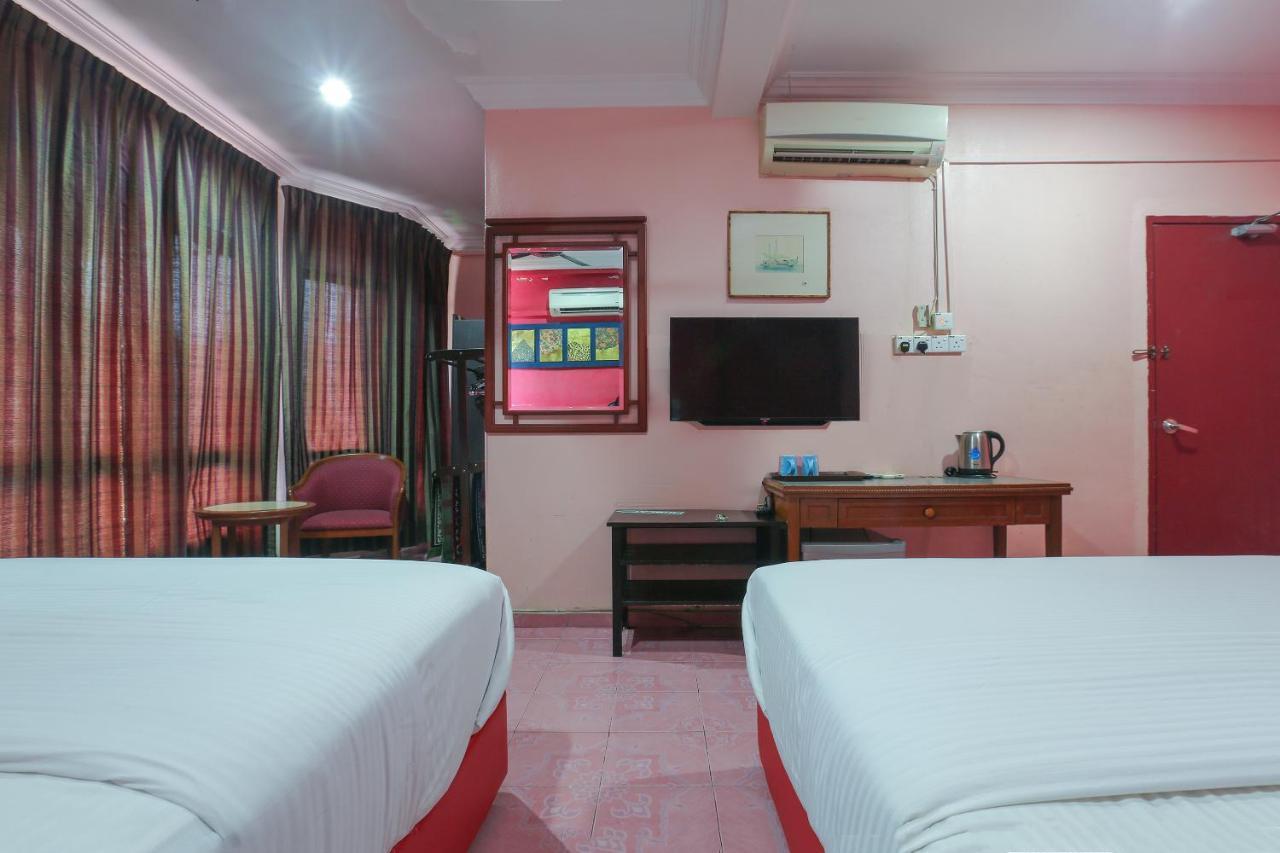 Oyo 89892 Hotel Jeli Inn Exterior foto