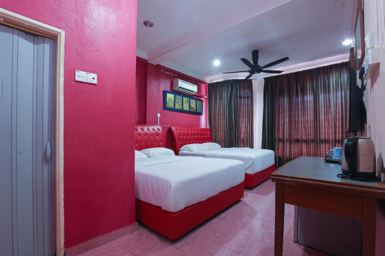 Oyo 89892 Hotel Jeli Inn Exterior foto
