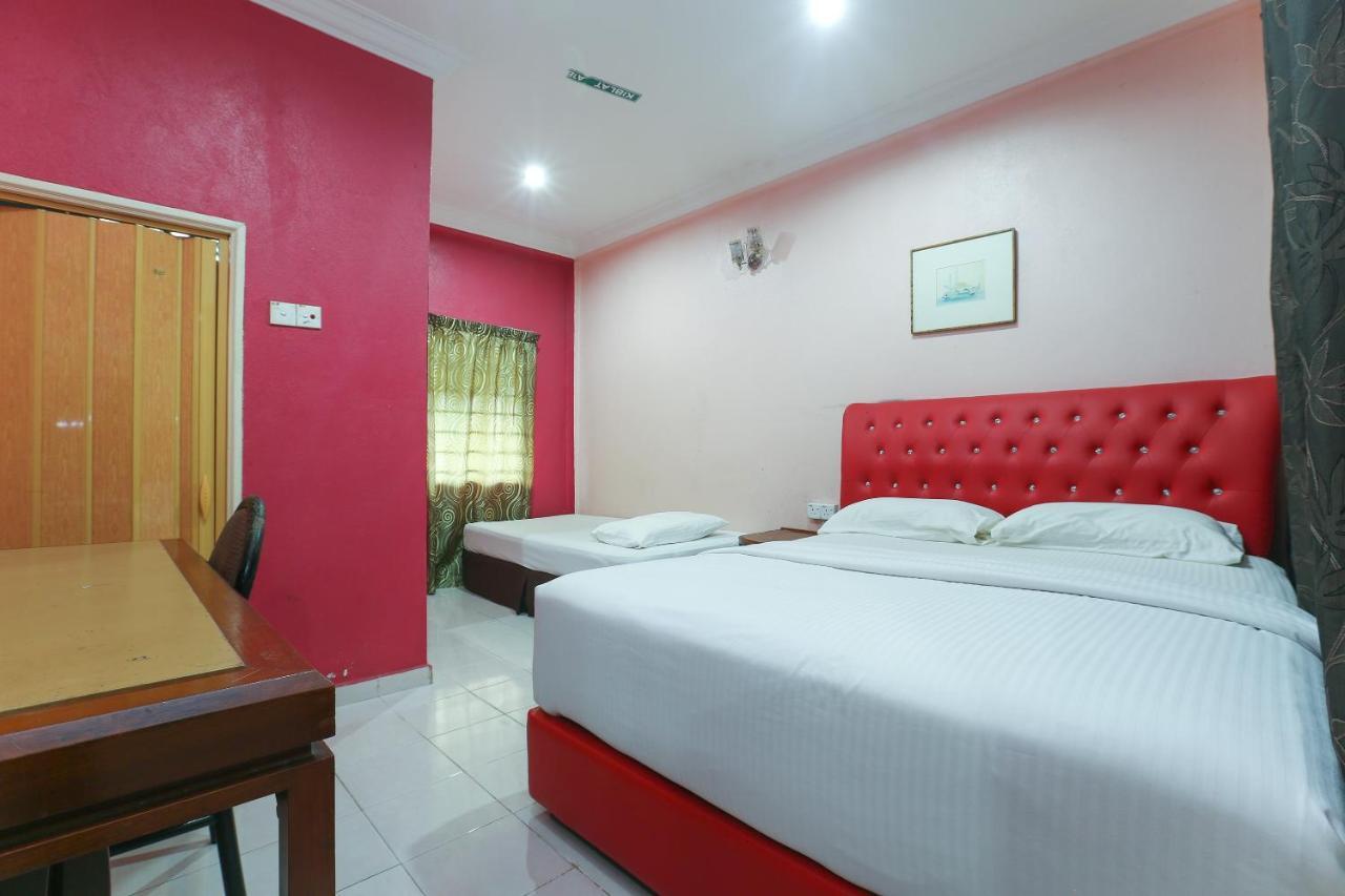 Oyo 89892 Hotel Jeli Inn Exterior foto